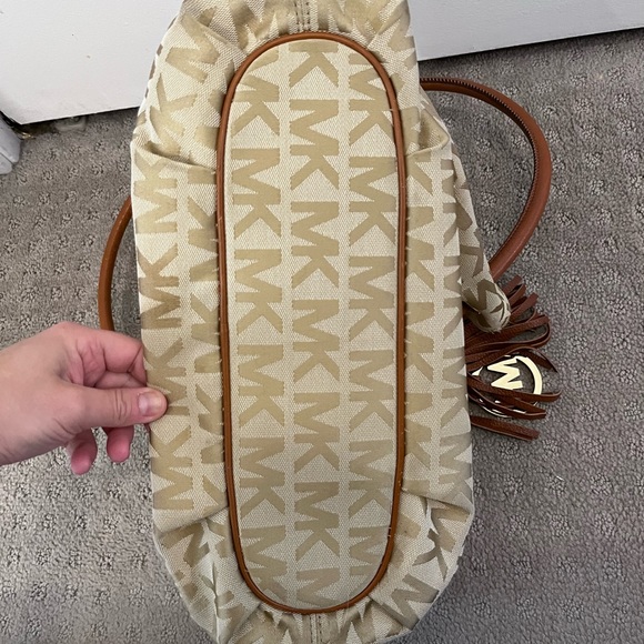 Michael Kors handbag - Picture 5 of 5